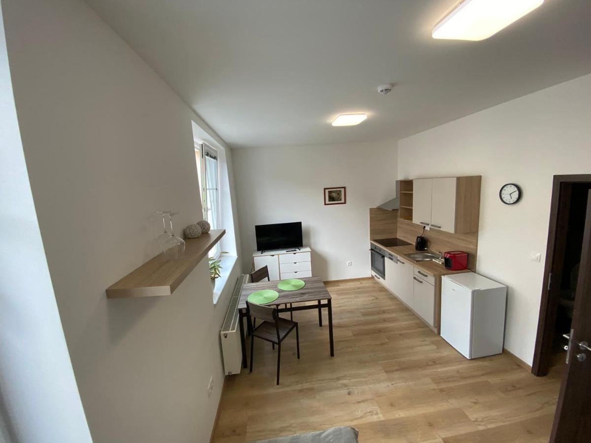 No. 34 Apartment Hradec Kralove Exterior photo