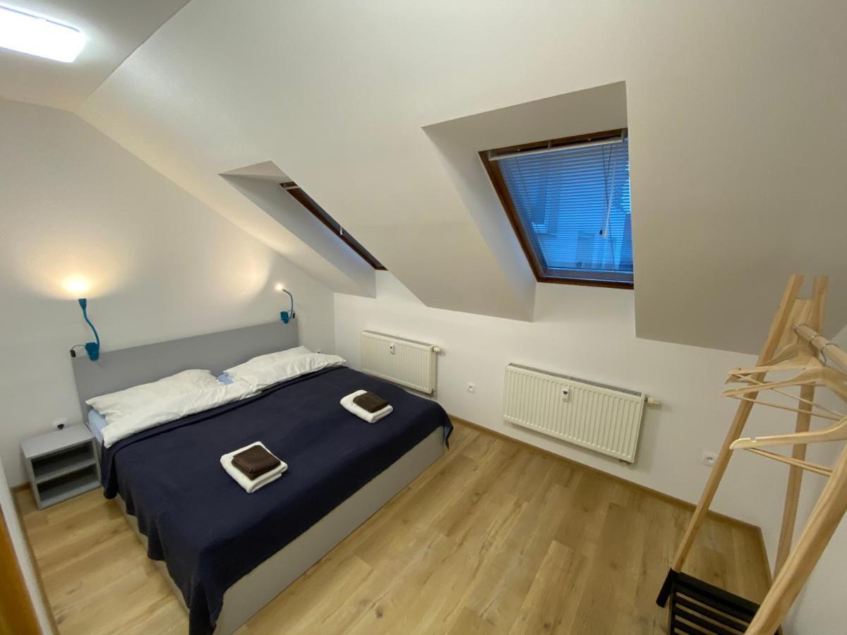 No. 34 Apartment Hradec Kralove Exterior photo